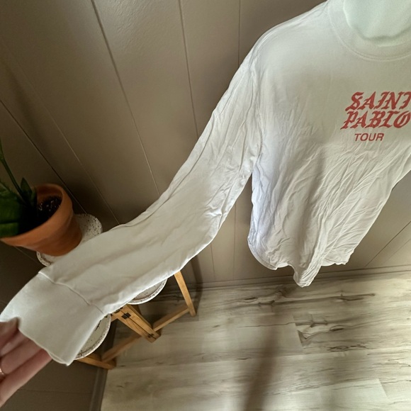 Saint Pablo Tour Long Sleeve - Picture 3 of 5